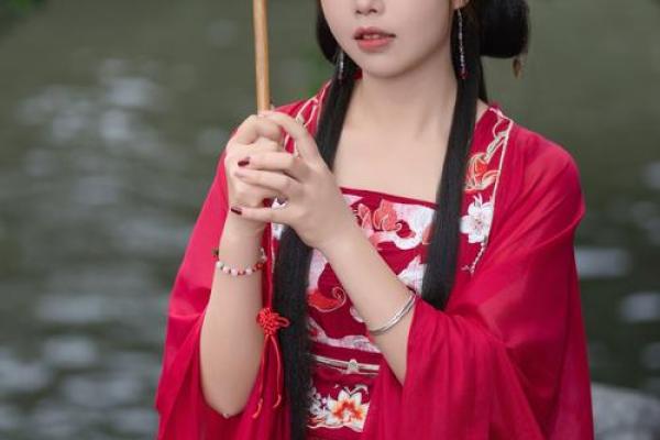 红颜素妆是什么生肖 红颜素妆是什么生肖