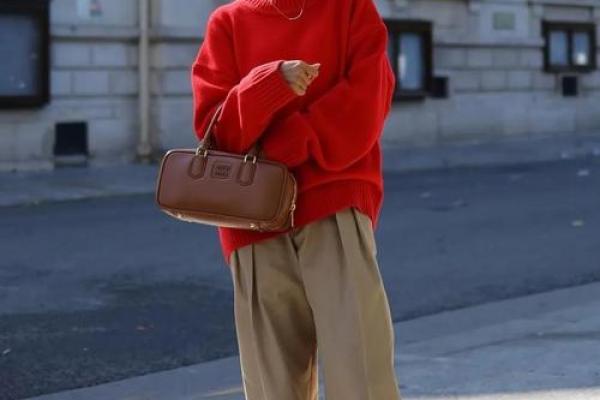 1976年属龙2025年穿什么颜色 1976年属龙2025年每月幸运色指南开运穿搭全解析