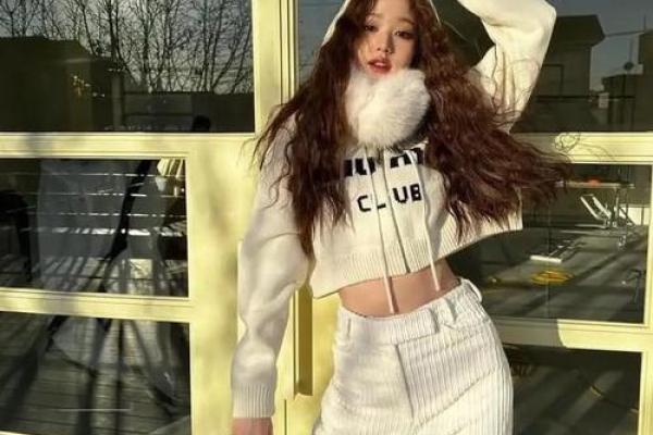 五行穿衣每日搭配2025年4月13日 五行穿衣每日搭配2025年4月13日