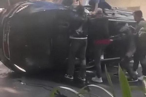 梦见翻车但是人没事是什么预兆