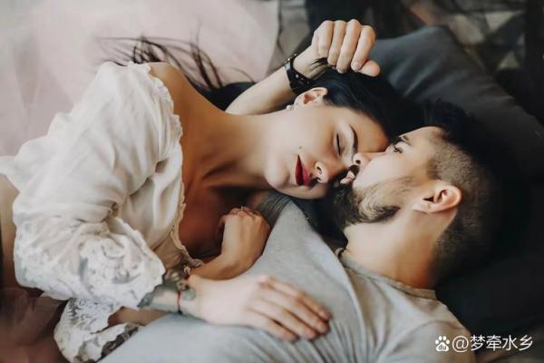 梦见和男人有暧昧肢体动作 梦见和男人有暧昧肢体动作